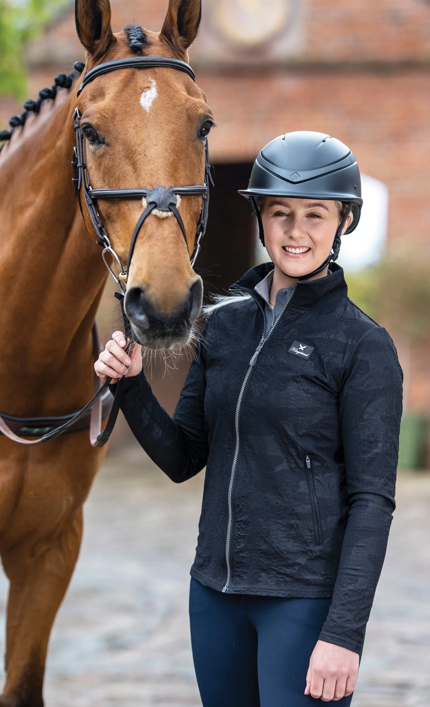 CHARLES OWEN Halo MIPS® Helmet Hot