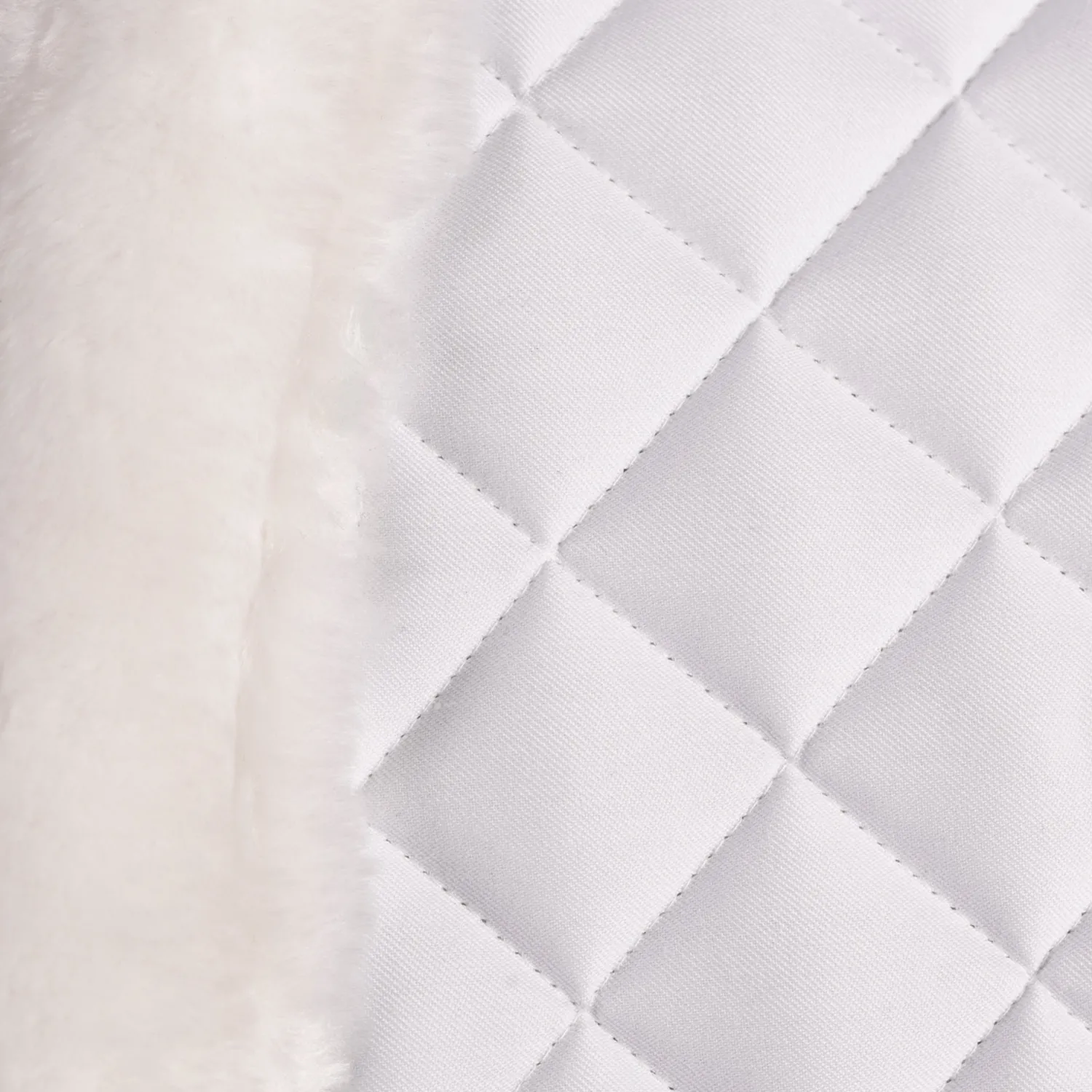 EQUINAVIA Eidsvoll Ultra Fleece Trimmed Show Pad White