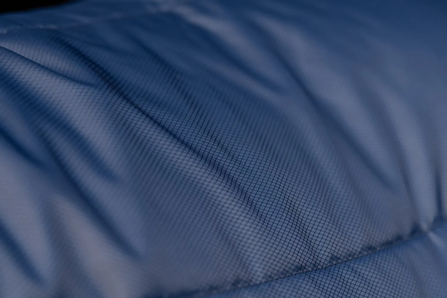 HORSEWARE ® Ireland Amigo® Ripstop Insulator Pony Stable Blanket - 100G Navy/Titanium Grey