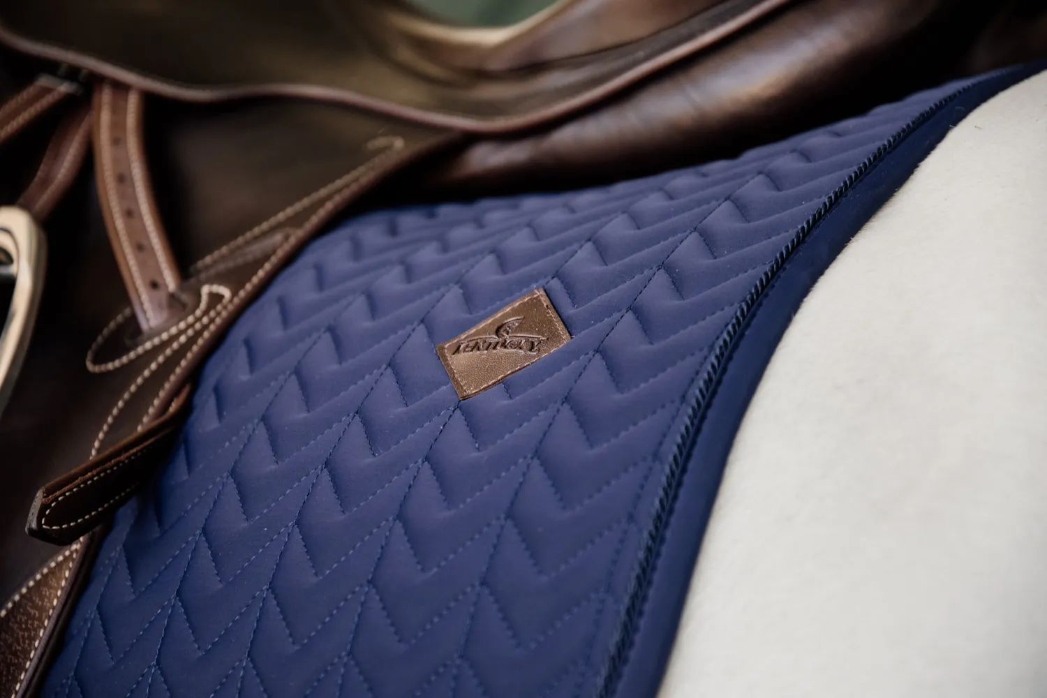 KENTUCKY HORSEWEAR Fishbone Dressage Pad Best