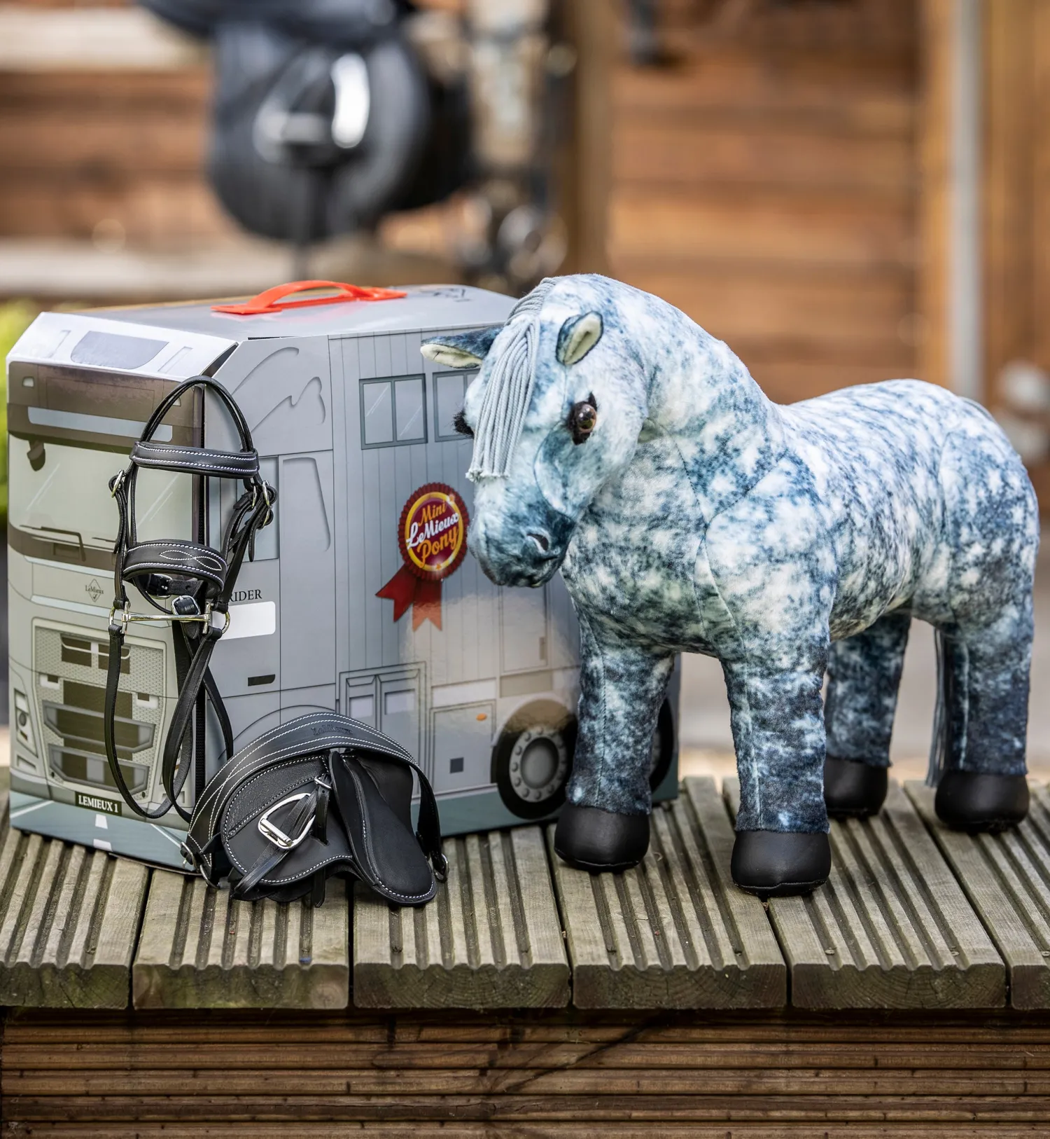 HORSE HEALTH TRADE LeMieux® Toy Pony Saddle Best