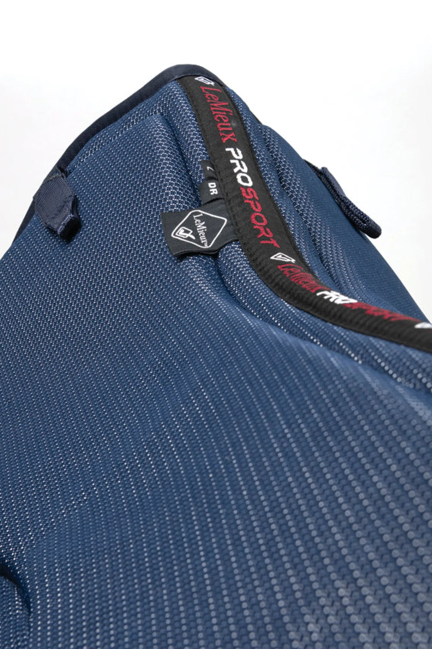 HORSE HEALTH TRADE LeMieux® Ultra Mesh Dressage Pad Best