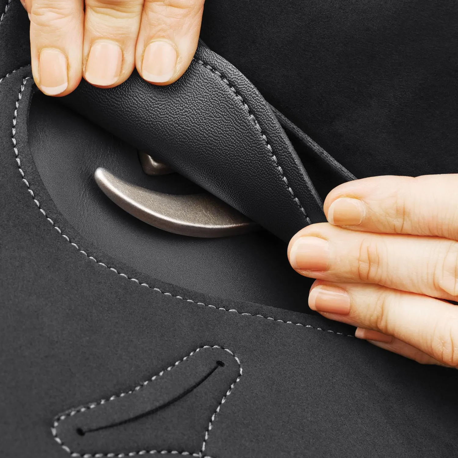 SADDLERY BRANDS INTL Wintec Pro Stock with HART Outlet